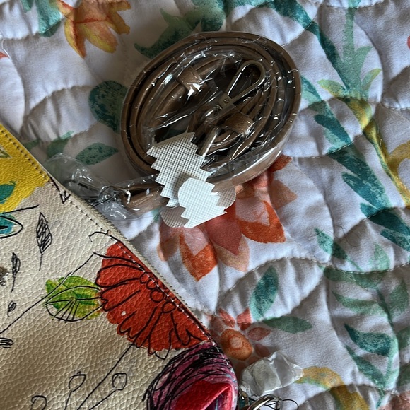 Desigual matching bags - Picture 4 of 4